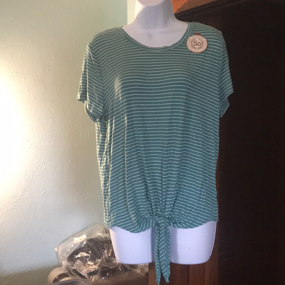 ‼️NWT!! SO brand soft shirt! ‼️